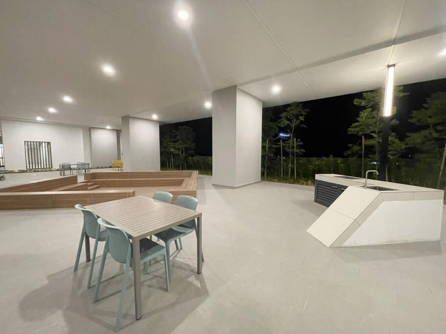 Horizon Suite Homestay, Klia By S&T Homez Szepang Kültér fotó